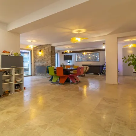Avec Salle De Bain Privative *